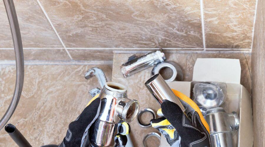 Professional gutter cleaning in Crossville, IL